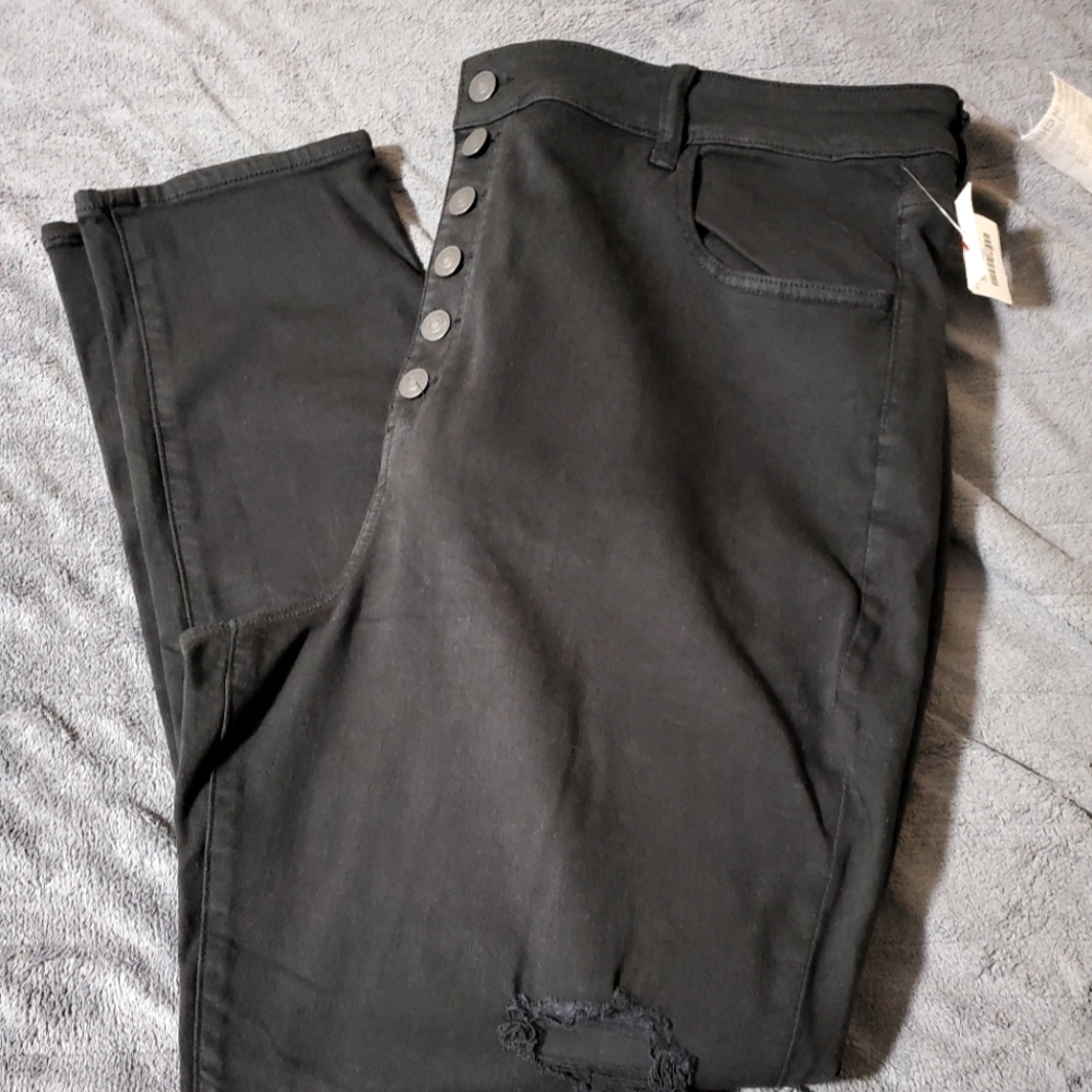 BNWTO- American Eagle Distress Skinny Jeans